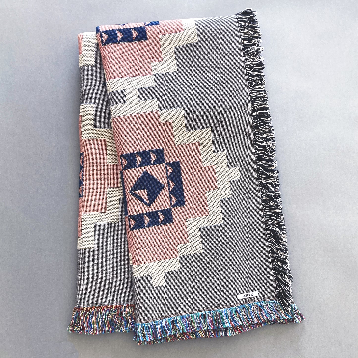 Gray and pink geometric throw blanket, cotton