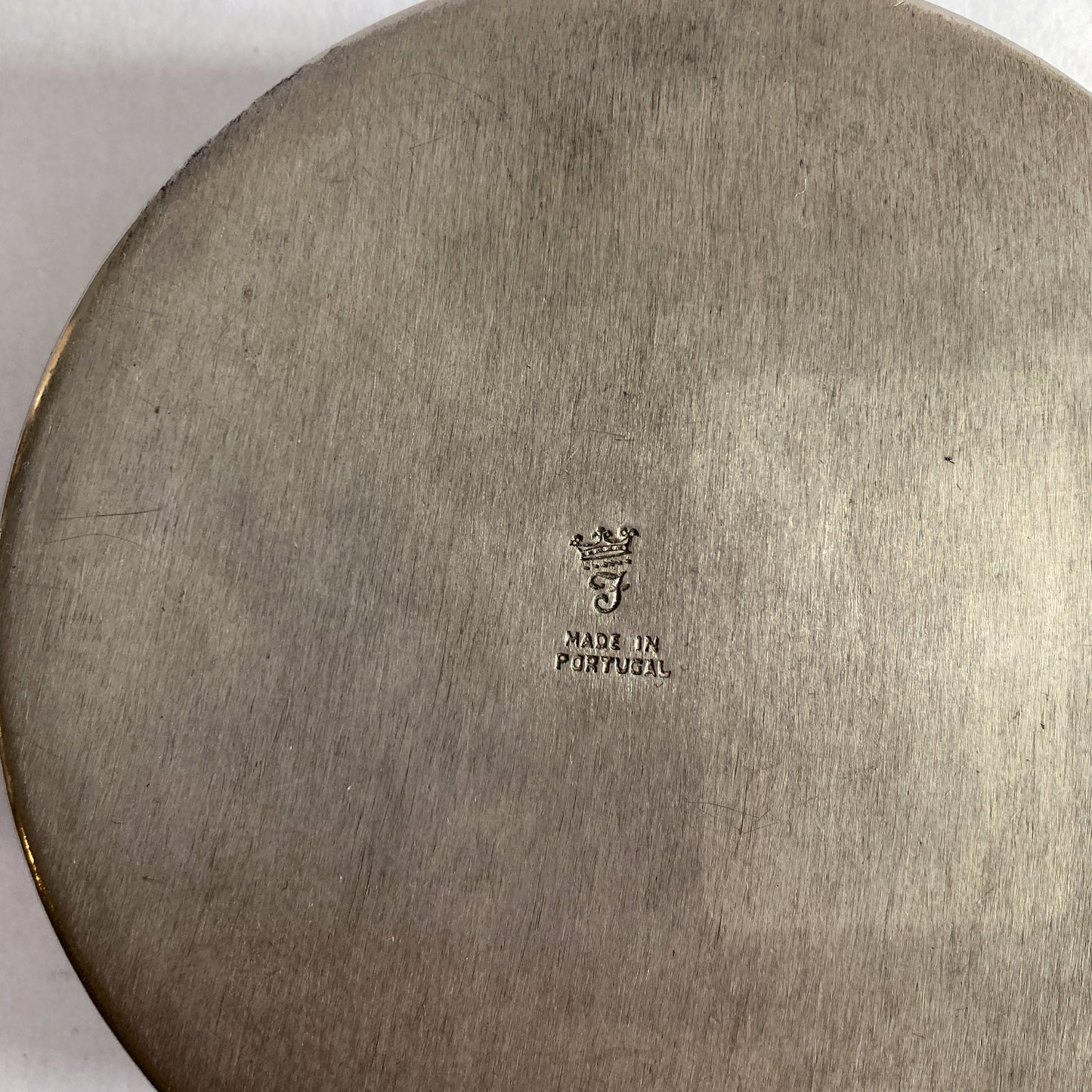 Charming silver plated box, showing silver worn through to brass on the lid.