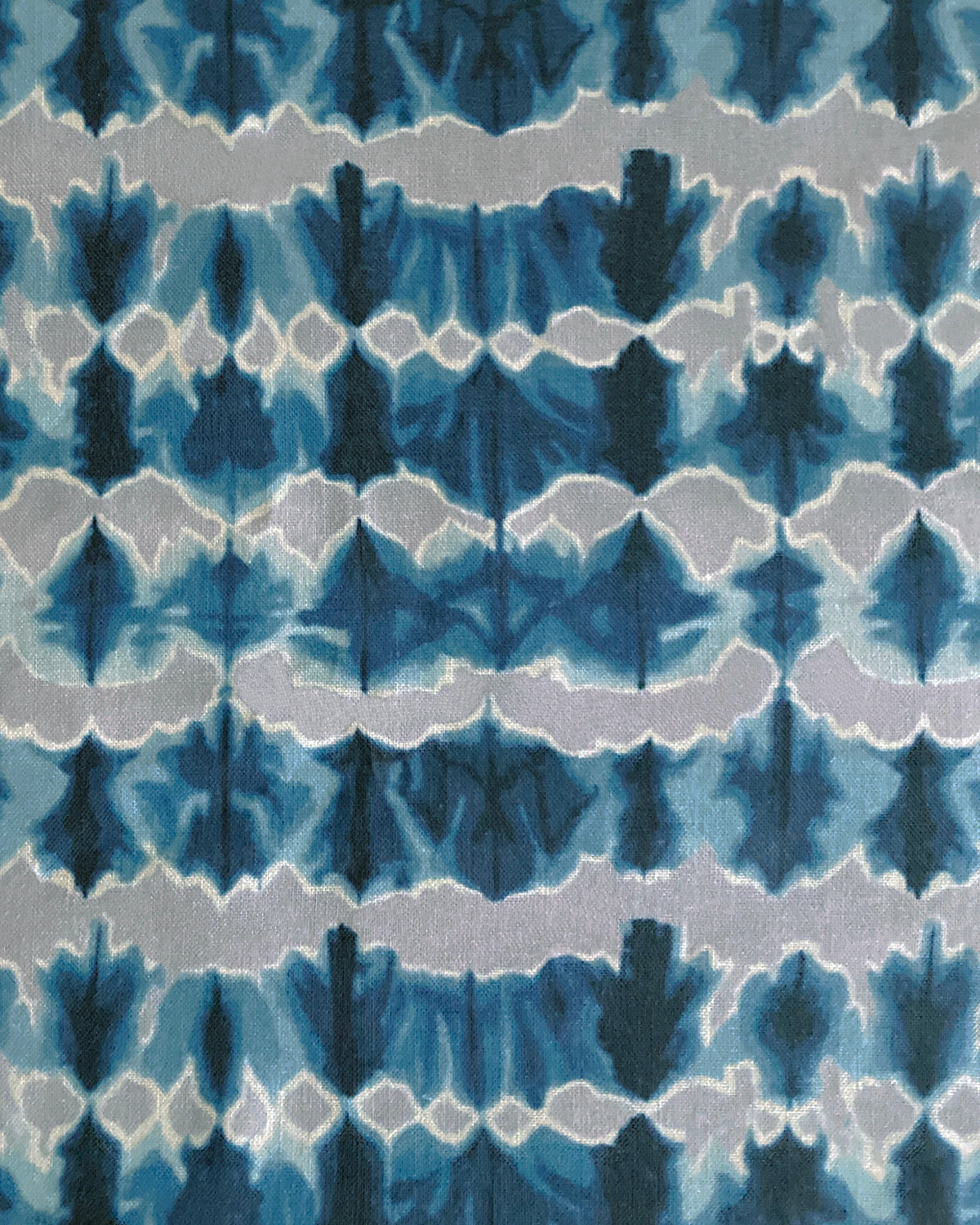 Wave Fabric in Silver