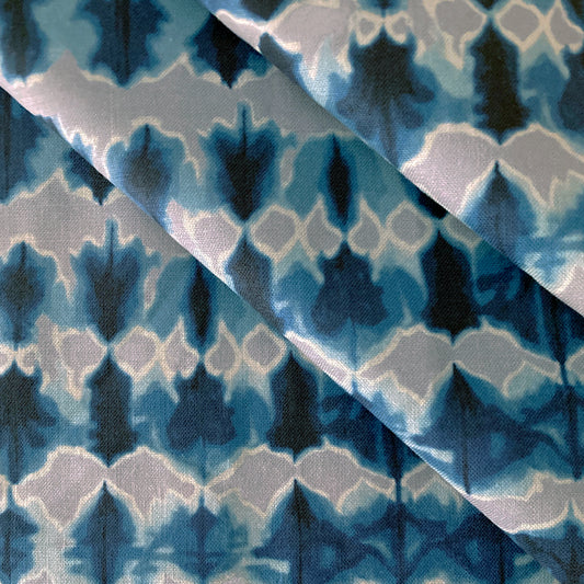 Wave Fabric in Silver